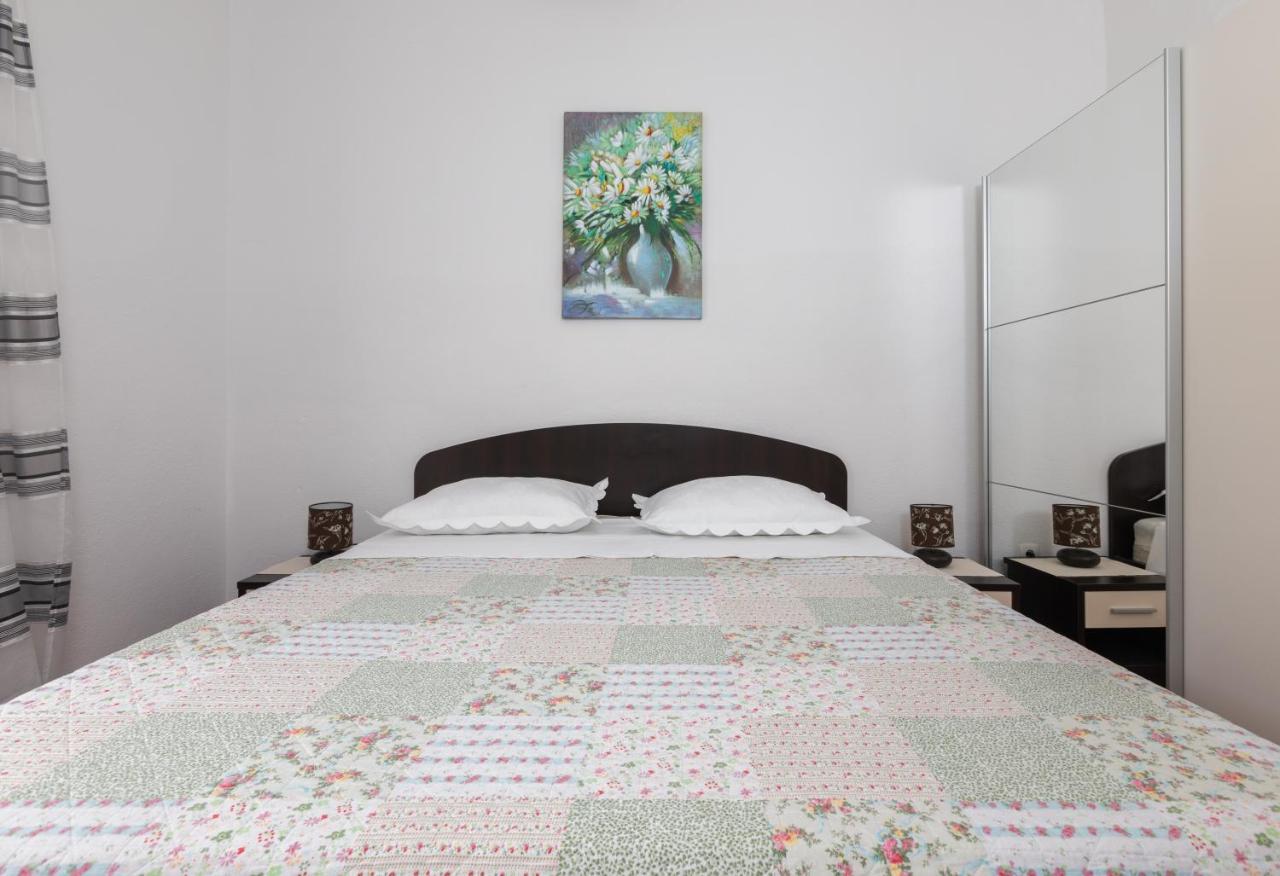 Beach Apartment Estelle Podgora Eksteriør bilde